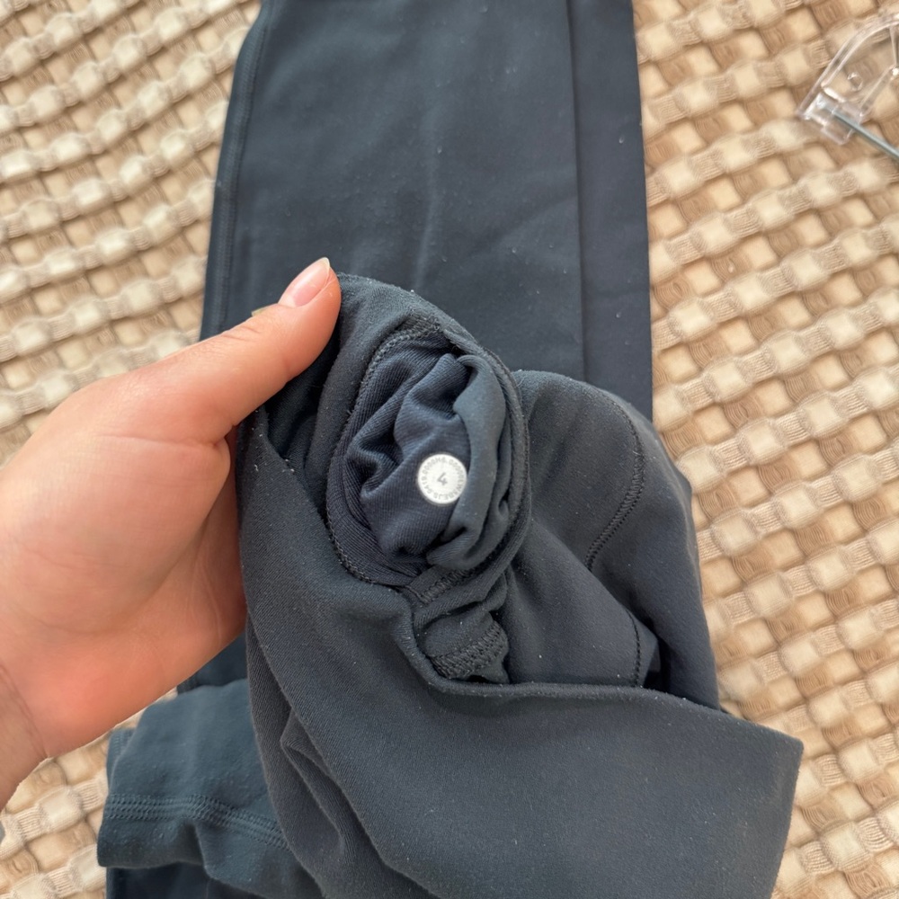 LULULEMON ALIGN LEGGINGS - Picture 2 of 4